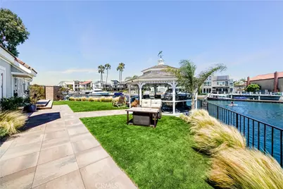 16102 Bonaire Circle, Huntington Beach, CA 92649 - Photo 7