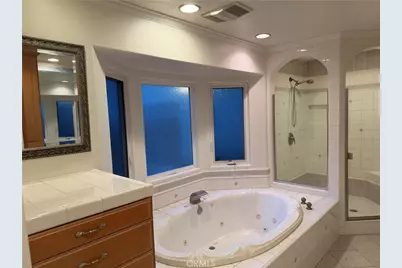 5302 Kenilworth, Huntington Beach, CA 92649 - Photo 11