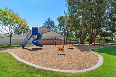 19 Whitewood, Irvine, CA 92612 - Photo 35