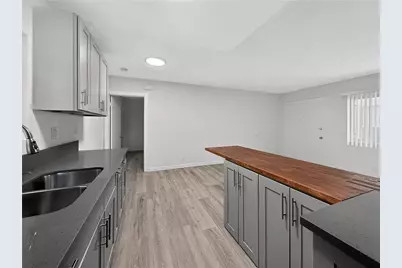 207 Baltimore Avenue, Huntington Beach, CA 92648 - Photo 25