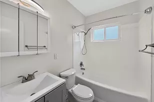 207 Baltimore Ave, Huntington Beach, CA 92648 - Photo 15