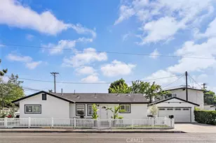 195 Broadway, Costa Mesa, CA 92627 - Photo 1