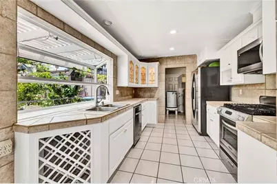 3841 Claremont St, Irvine, CA 92614 - Photo 9