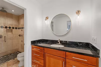 911 N Kings Road #319, West Hollywood, CA 90069 - Photo 19