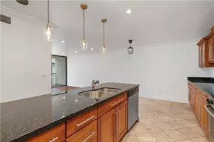 911 N Kings Road, West Hollywood, CA 90069 - Photo 17