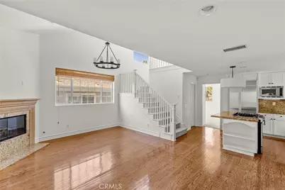 703 1/2 Poinsettia Avenue, Corona del Mar, CA 92625 - Photo 3