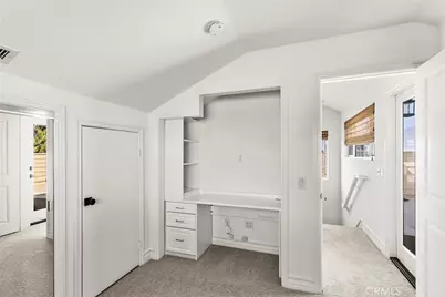 703 1/2 Poinsettia Avenue, Corona del Mar, CA 92625 - Photo 15