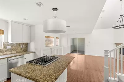 703 1/2 Poinsettia Avenue, Corona del Mar, CA 92625 - Photo 9
