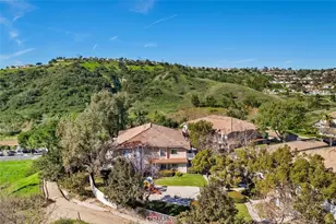 19801 Meadow Ridge, Trabuco Canyon, CA 92679 - Photo 3