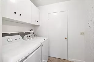 805 S Oakhaven, Anaheim, CA 92804 - Photo 29