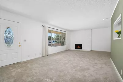 805 S Oakhaven, Anaheim, CA 92804 - Photo 7