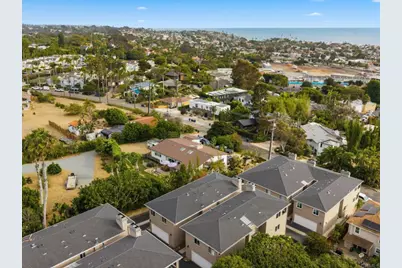 553 A Hygeia, Encinitas, CA 92024 - Photo 3