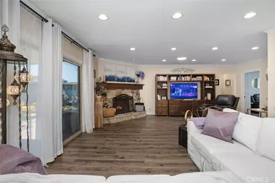 852 Kallin Avenue, Long Beach, CA 90815 - Photo 7