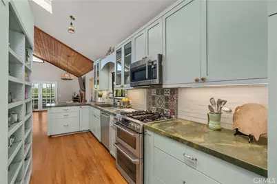 9201 Grundy Lane, Chatsworth, CA 91311 - Photo 9