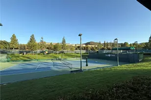 38220 Oaktree Loop, Murrieta, CA 92562 - Photo 9