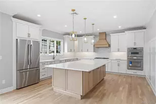 3569 Roger Dr, Wantagh, NY 11793 - Photo 5
