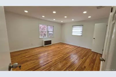 21829 85th Avenue, Hollis, NY 11427 - Photo 15