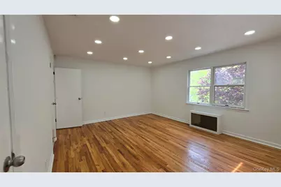 21829 85th Avenue, Hollis, NY 11427 - Photo 19
