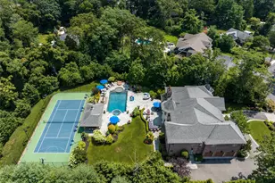 5 Kodiak Dr, Woodbury, NY 11797 - Photo 33