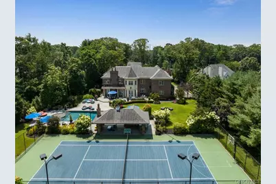 5 Kodiak Drive, Woodbury, NY 11797 - Photo 1