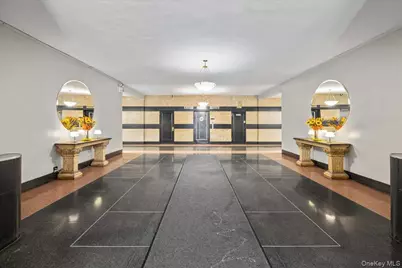 675 Walton Avenue #2B, Bronx, NY 10451 - Photo 9