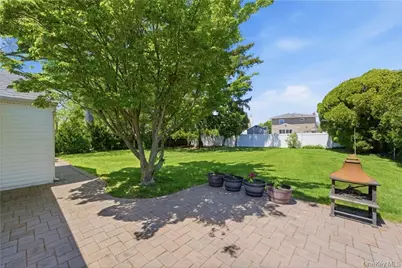 15 Russel Avenue, Bethpage, NY 11714 - Photo 31