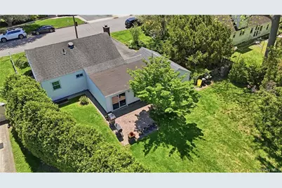 15 Russel Avenue, Bethpage, NY 11714 - Photo 7