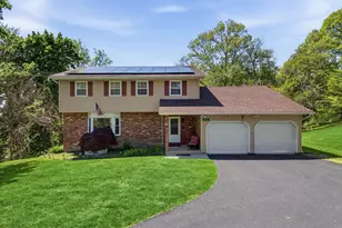 29 Hillview Dr, Poughkeepsie, NY 12603 - Photo 3