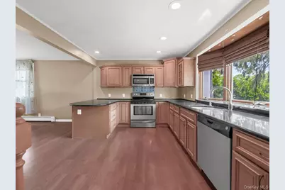 1837 Lincoln Avenue, Holbrook, NY 11741 - Photo 3