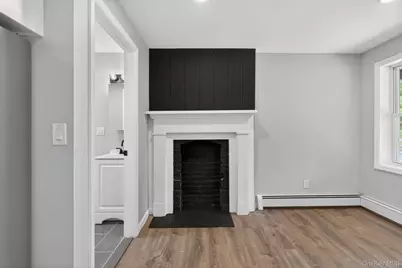 152 N Clinton Street, Poughkeepsie, NY 12601 - Photo 9