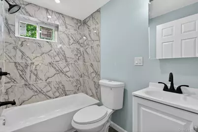 152 N Clinton Street, Poughkeepsie, NY 12601 - Photo 13