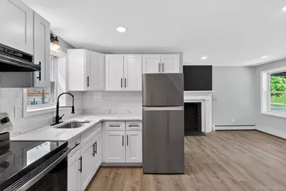 152 N Clinton Street, Poughkeepsie, NY 12601 - Photo 11
