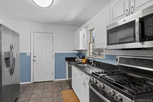 106 S Country Rd, Westhampton Beach, NY 11978 - Photo 15