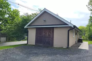 263 Riley Rd, New Windsor, NY 12553 - Photo 7