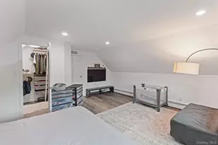 26 Wintergreen Dr, Coram, NY 11727 - Photo 17