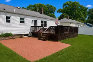 6 Sinclair Dr, Greenlawn, NY 11740 - Photo 3