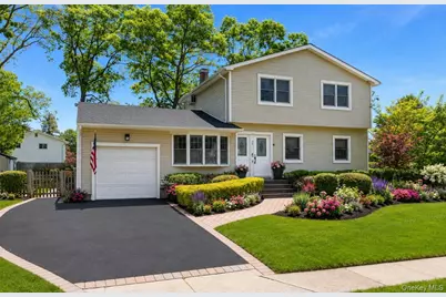 46 39th Street, Islip, NY 11751 - Photo 1
