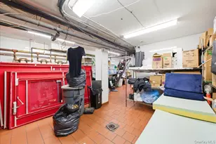 1435 2nd Ave, New York, NY 10021 - Photo 19