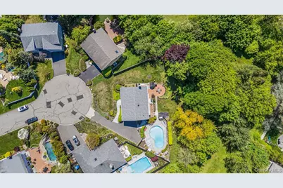 4 High Court, Bayville, NY 11709 - Photo 3