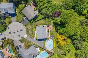 4 High Ct, Bayville, NY 11709 - Photo 3