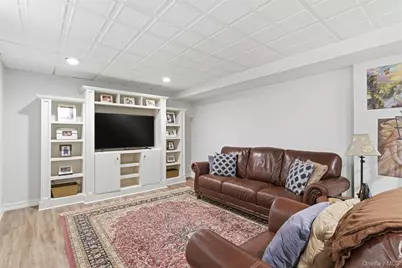 15 Framingham Lane, Shoreham, NY 11786 - Photo 29