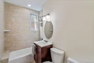 70 S Park Ave, Rockville Centre, NY 11570 - Photo 17