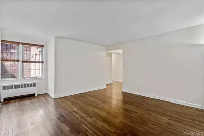 70 S Park Avenue #204, Rockville Centre, NY 11570 - Photo 11