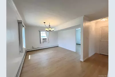 30 Castle Lane, Levittown, NY 11756 - Photo 15