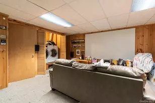 10 Mahar Dr, Poughkeepsie, NY 12601 - Photo 15