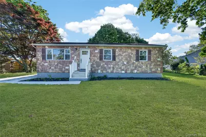 118 S 31st Street, Wyandanch, NY 11798 - Photo 1