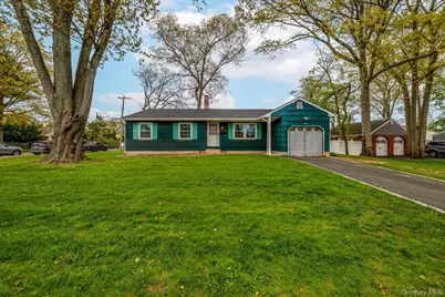 171 W 16th Street, Deer Park, NY 11729 - Photo 3
