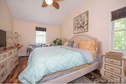 63 E Tiana Road, Hampton Bays, NY 11946 - Photo 19