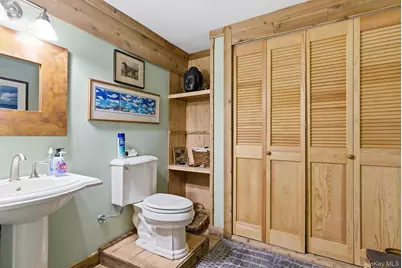 129 Bull Path, East Hampton, NY 11937 - Photo 35
