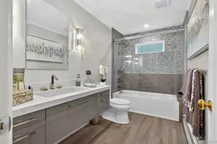 30 Orchard Dr, Woodbury, NY 11797 - Photo 19